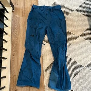 Men’s ski pants size Large